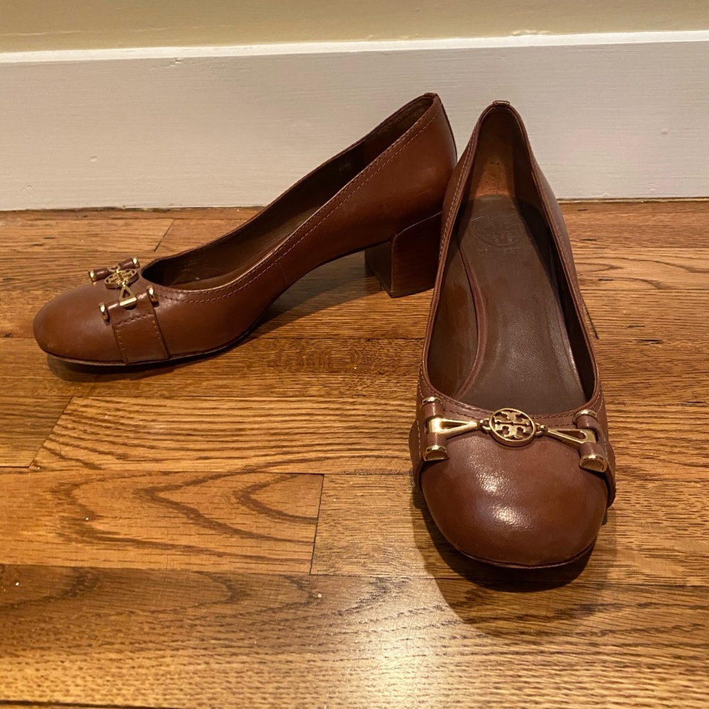 Tory Burch block heel shoe!